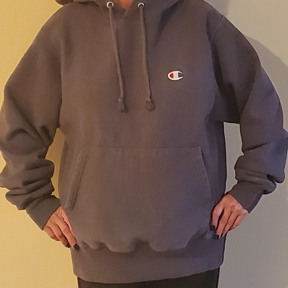 Champion - Picture 5 of 5